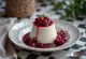 Ribizlis panna cotta tálalva