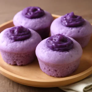 Friss, gőzölt Puto ube-vel